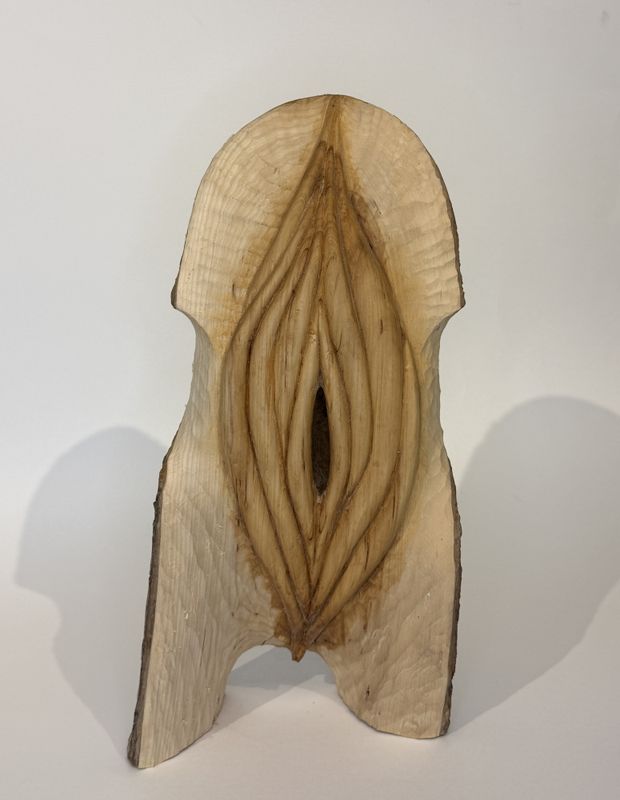 Vagina, treskulptur